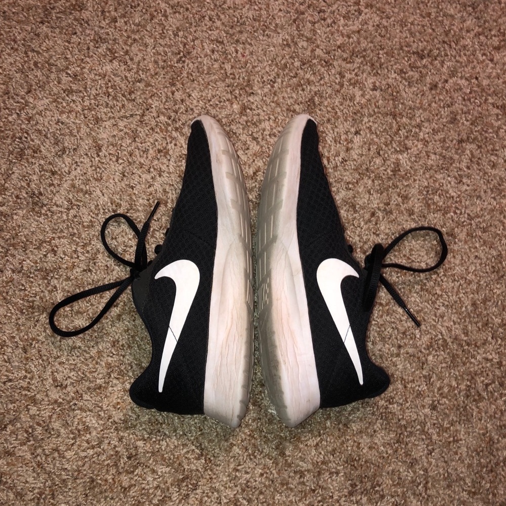 nike roche’s
